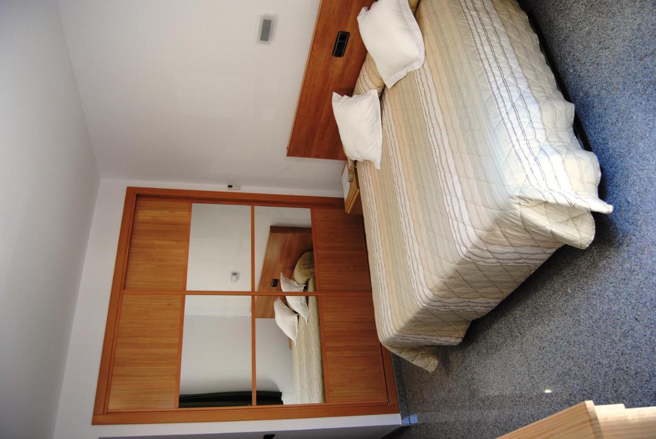 Hotel Albanta La Lantejuela Ngoại thất bức ảnh