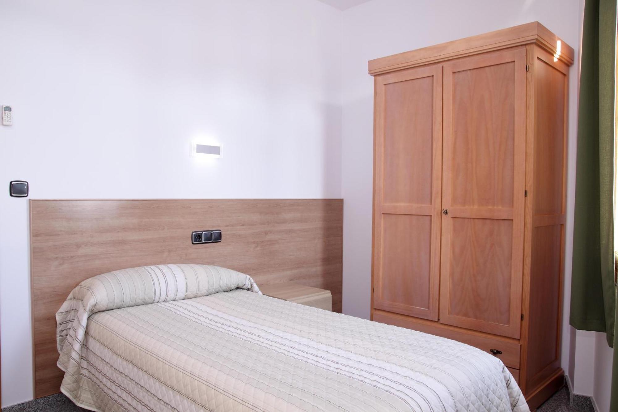 Hotel Albanta La Lantejuela Ngoại thất bức ảnh