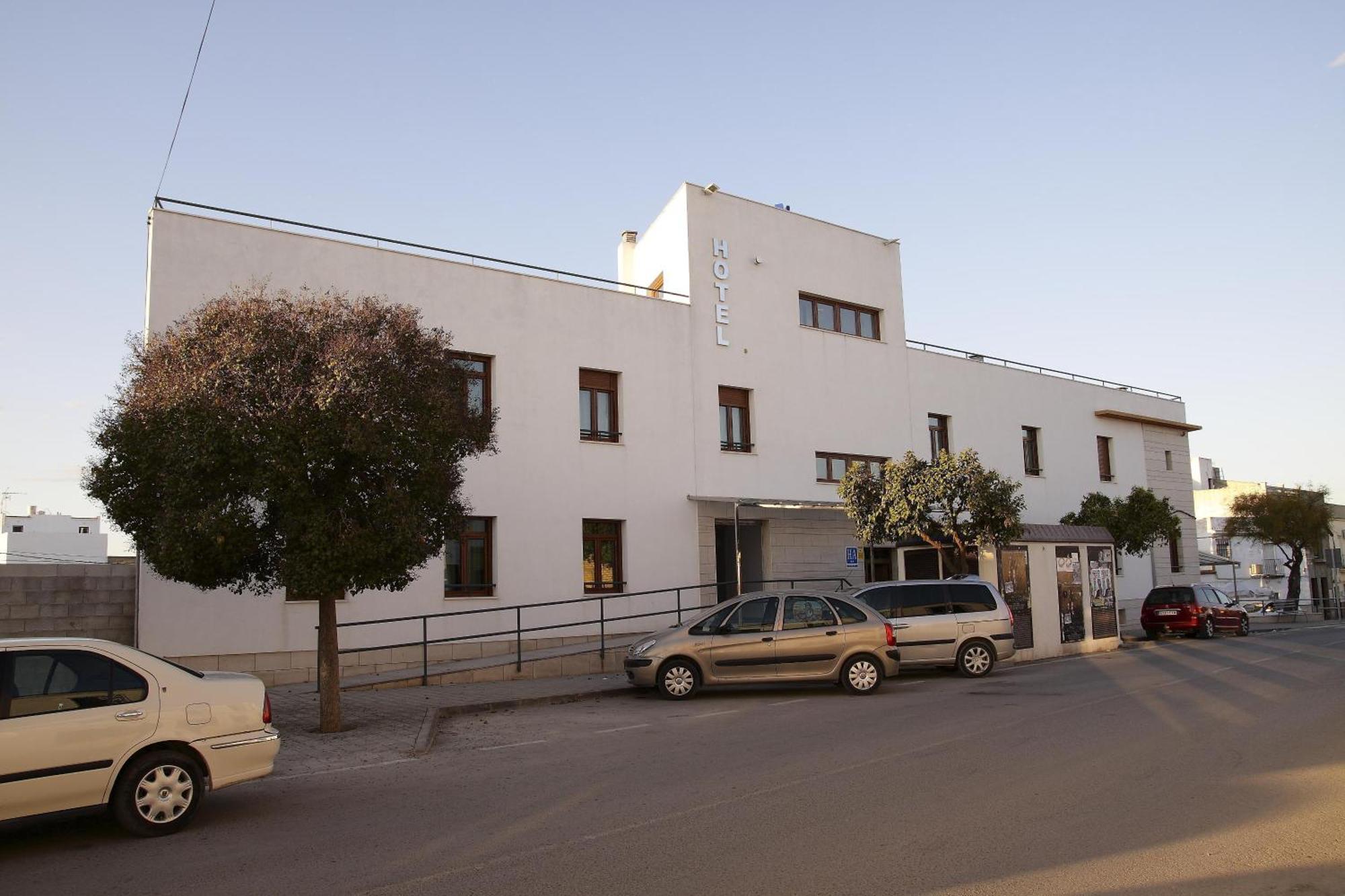 Hotel Albanta La Lantejuela Ngoại thất bức ảnh