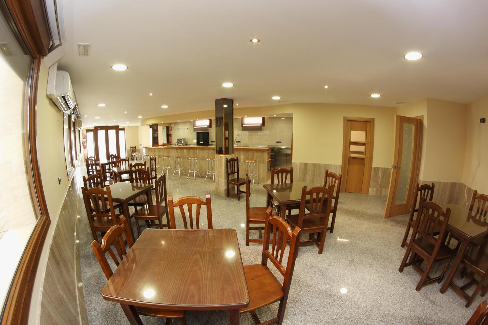Hotel Albanta La Lantejuela Ngoại thất bức ảnh
