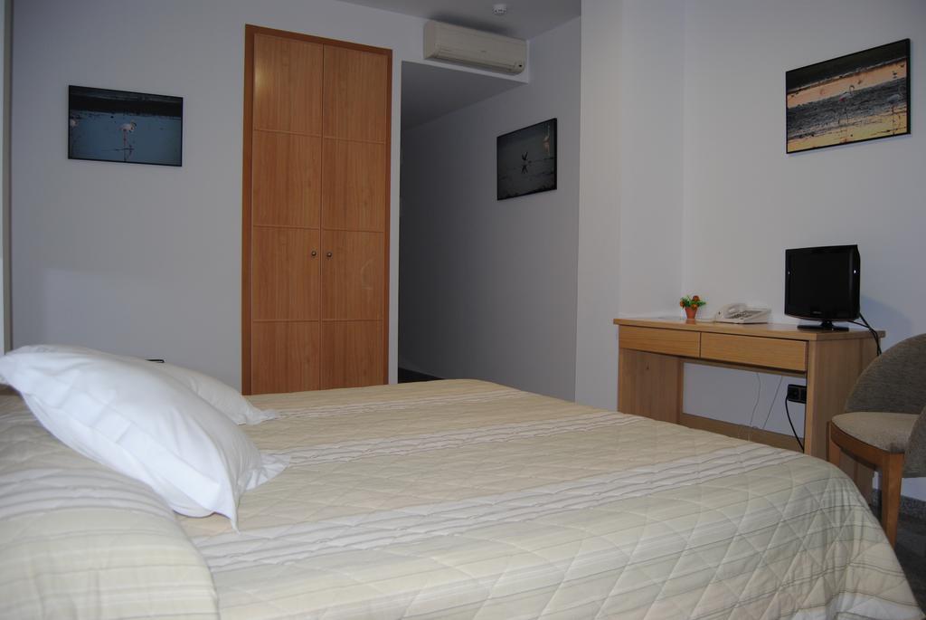 Hotel Albanta La Lantejuela Ngoại thất bức ảnh