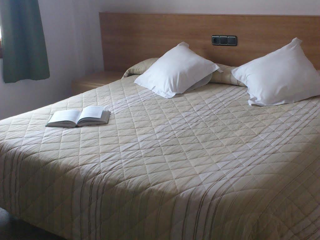 Hotel Albanta La Lantejuela Ngoại thất bức ảnh